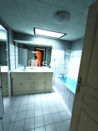  Maison � vendre 6 pi�ces 195 m�