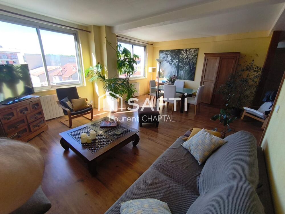 Appartement vue cité Médiévale.