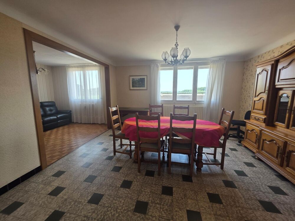 Maison traditionelle, ses dépendances et son terrain agricole !! A visiter sans tarder !