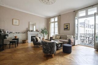  Appartement à vendre 6 pièces 166 m²