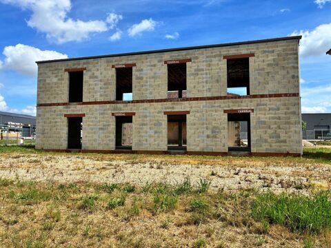   Local commercial de 250 m2 proche autoroute 
