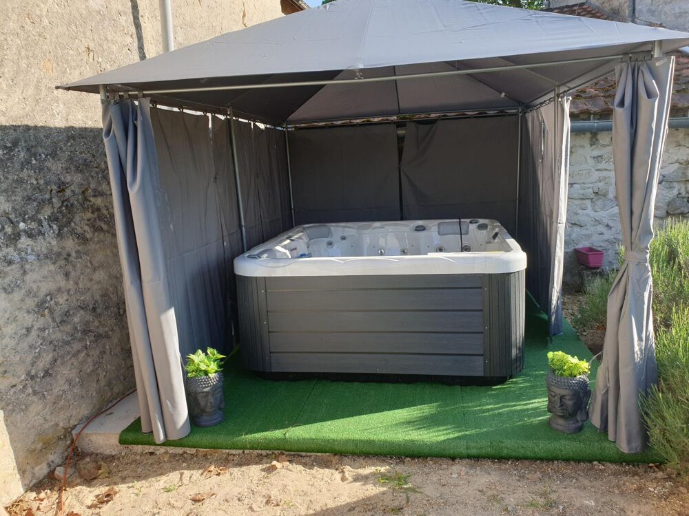  vendre  Proprit/chteau Villefranche-de-Lonchat (24610)