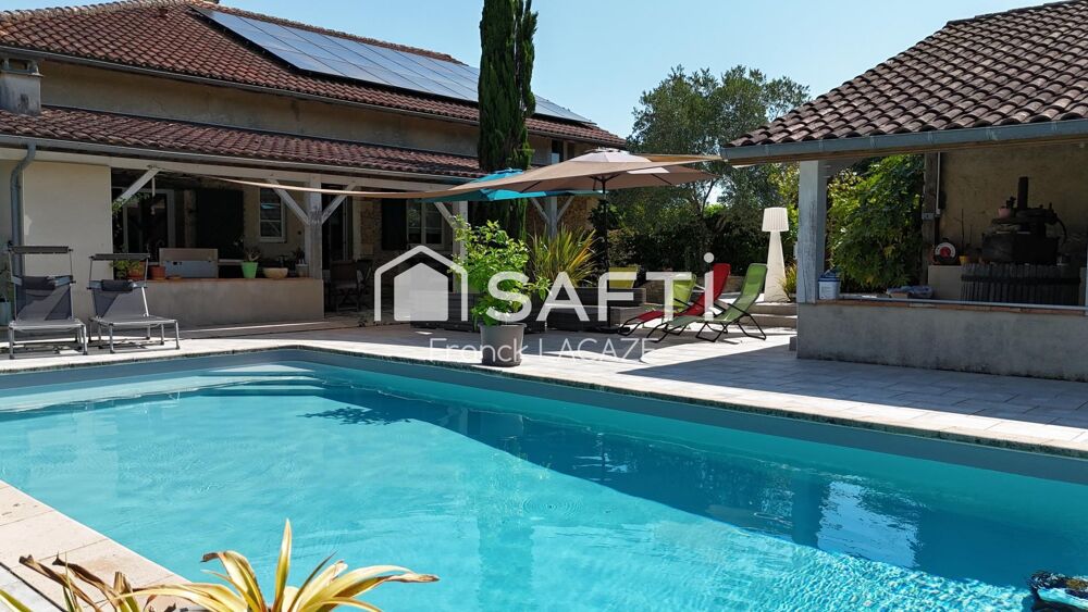Vente Maison PROPRIÉTÉ DE CARACTÈRE RÉNOVÉE DE 260 M² POTENTIELS – DÉPENDANCES – PISCINE – PARC ARBORÉ DE 4 161 M² Poyanne