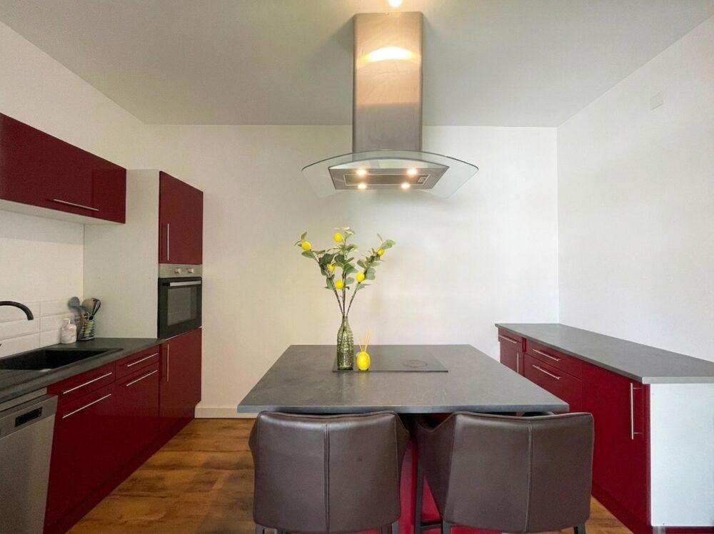 Vente Immeuble Immeuble de rapport entièrement rénové hyper-centre Angoulême. Angouleme