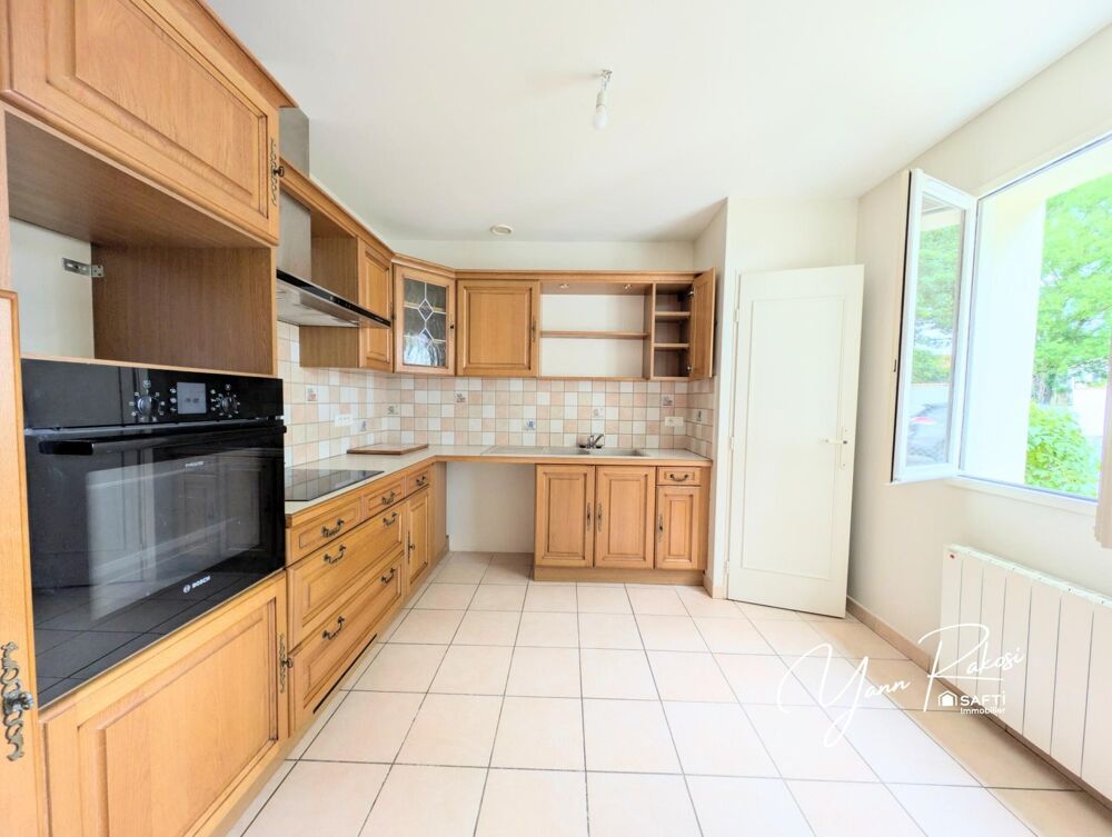 Location Maison Maison de plain-pied avec jardin, garage et disponibilité immédiate Courcelles