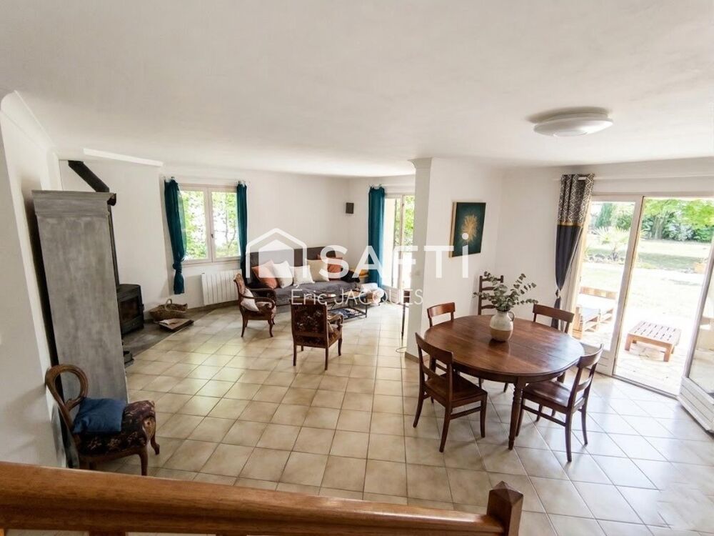 Vente Maison Villa provençale 130 m² meublée et avec piscine Entrechaux