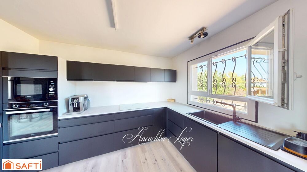 Maison avec vue dégagée et terrain constructible