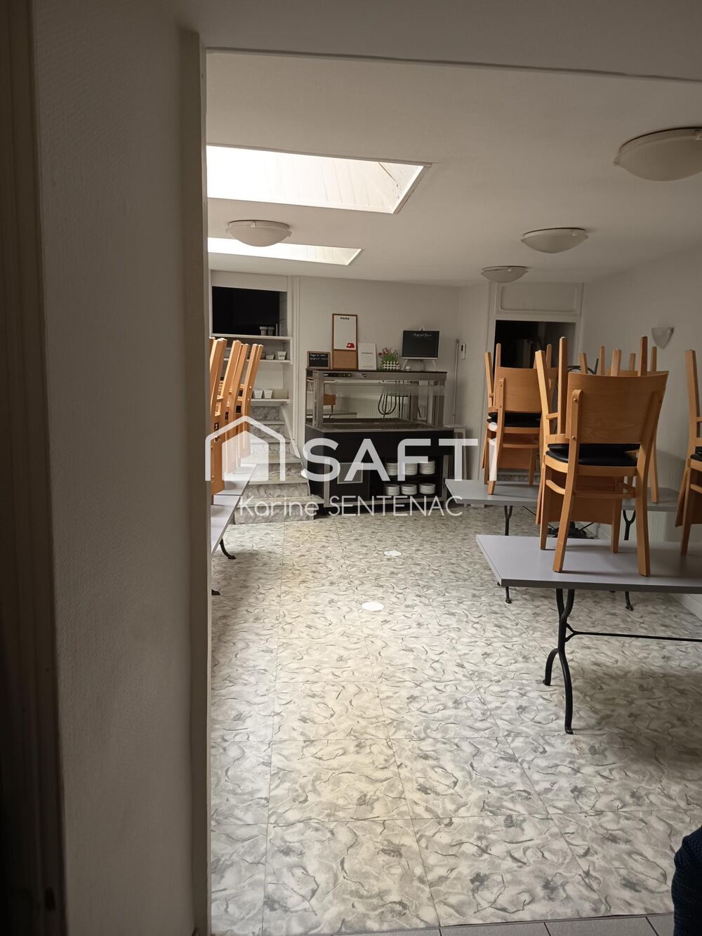   local commercial bar restaurant Thouars