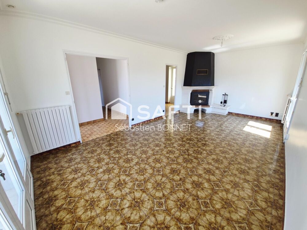 Vente Maison Maison de plain pied proche centre avec dépendances Angles