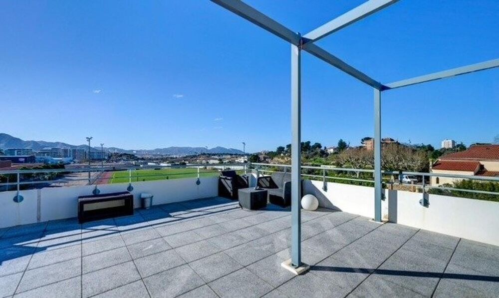 Vente Appartement Appartement T3 60 m2 et 60 m2 de terrasse Marseille 12