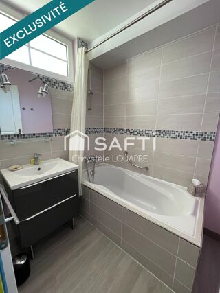  Maison � vendre 9 pi�ces 307 m�