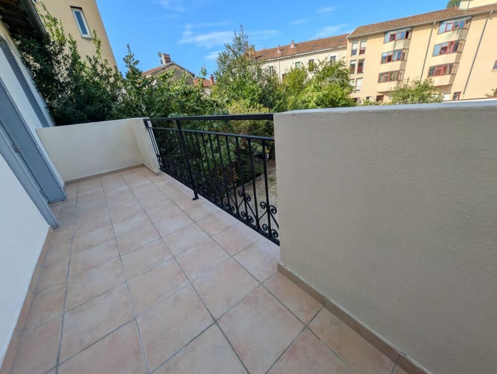 Vente Appartement Appartement partiellement rénové Bourg-en-bresse