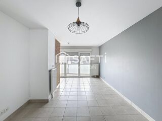  Appartement  vendre 2 pices 49 m