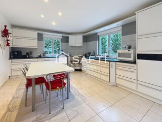  Maison � vendre 6 pi�ces 253 m�