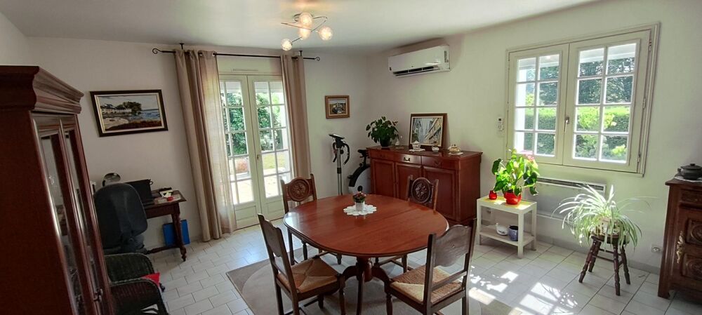 Maison familialle au calme avec 1 chambre au RDC et grand terrain arboré !