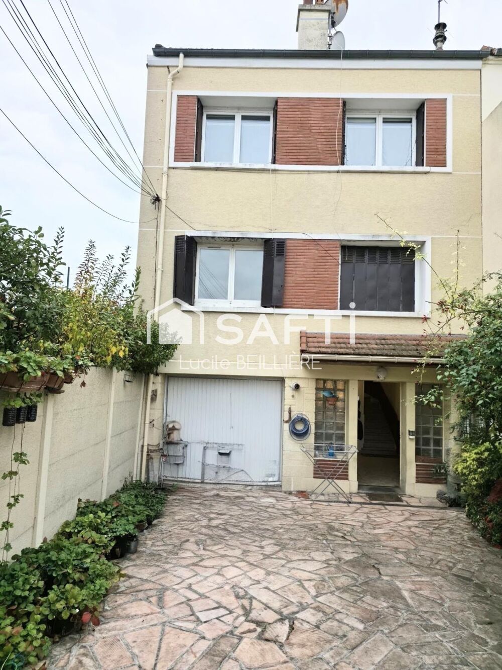 Vente Immeuble Les Pavillons-sous-Bois 93320 Maison de 150m2 divis�e en 5 studios, terrain 233m2 Id�al investisseurs Les pavillons-sous-bois