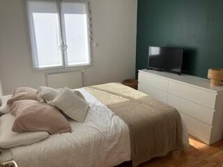 Vente Maison Venez découvrir cette maison familiale dans un quartier résidentiel sur Trélazé proche des écoles et des commerces, bien desserv Trelaze