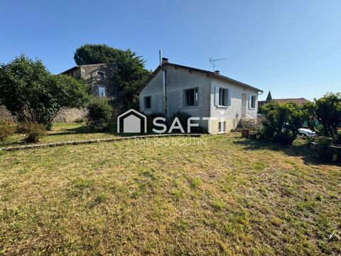   MAISON DE VILLAGE 3 CHAMBRES GARAGE ET JARDIN A CHAMPDENIERS ! Maison - 4 pi�ce(s) - 85 m�