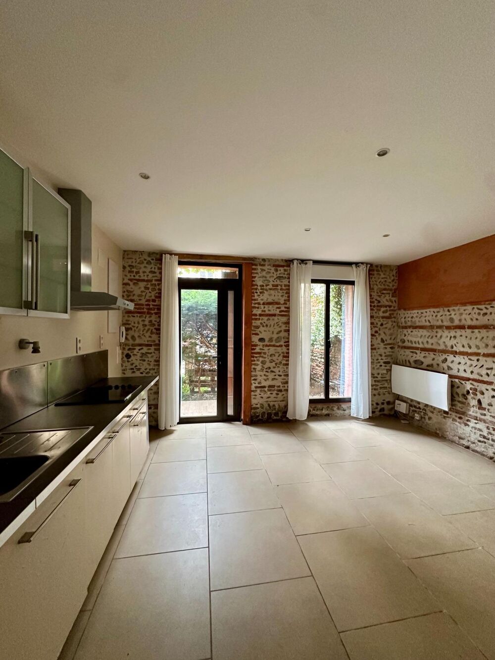 Vente Appartement Studio rénové en plein centre avec terrasse Toulouse