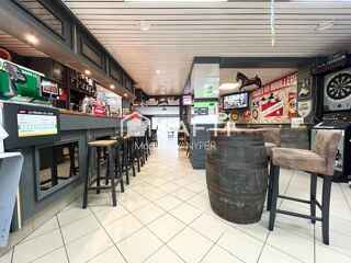  Immeuble � vendre 210 m�