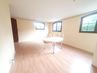  Maison à vendre 7 pièces 303 m²