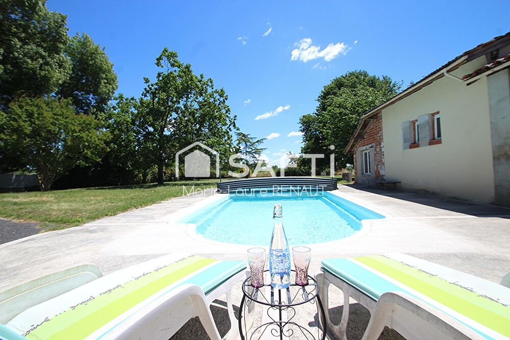 Vente Maison Maison ancienne avec piscine et terrain plat, grand garage et dépendances Gaillac