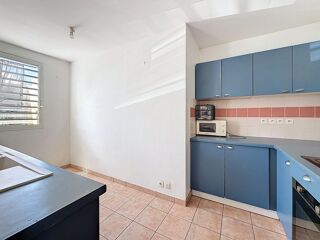  Appartement à louer 4 pièces 70 m²