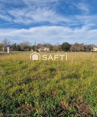  Terrain � vendre 700 m�