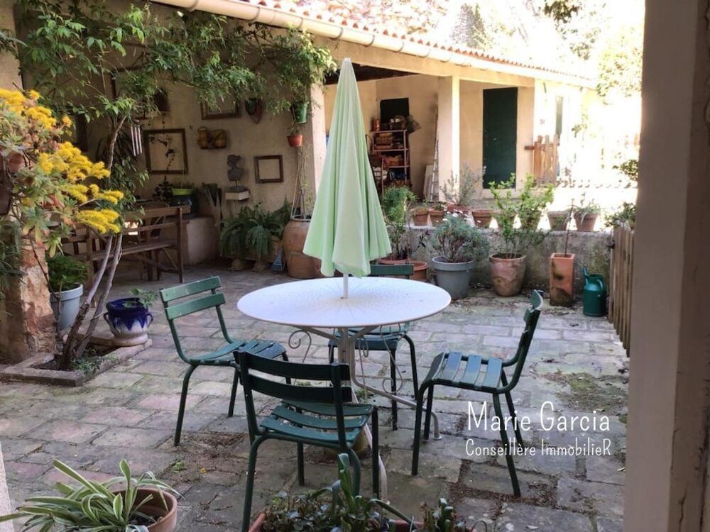 Maison de ville + revenus locatifs, Nîmes