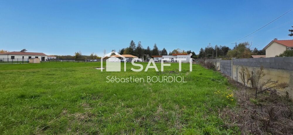 Vente Terrain TERRAIN CONSTRUCTIBLE VIABILISE LIBRE DE CONSTRUCTEUR Orleat