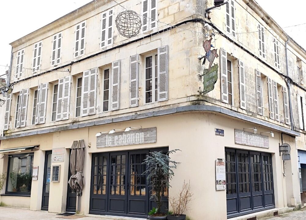 Vente Immeuble Immeuble rentable en centre ville / 200 m² Saint-jean-d'angely