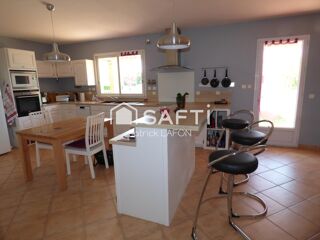  Maison � vendre 5 pi�ces 165 m�