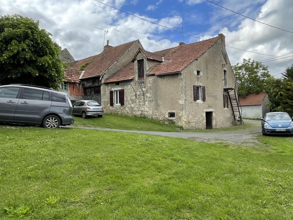 Vente Maison Joli potentiel pour cette ancienne propriété avec dépendances Crechy