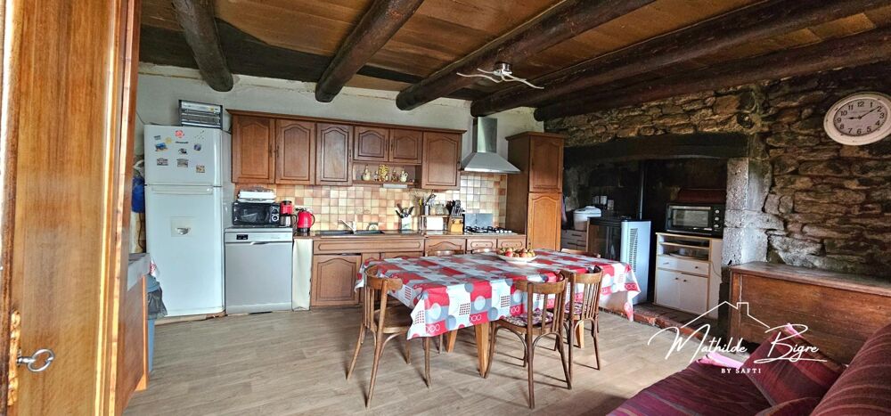 Vente Maison Molompize – Maison en pierre avec dépendances Molompize