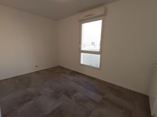 Vente Appartement Magnifique Appartement 4P 3CH dans Très Belle Résidence de 2016 à qqs mn à pied de la Gare RER Cergy