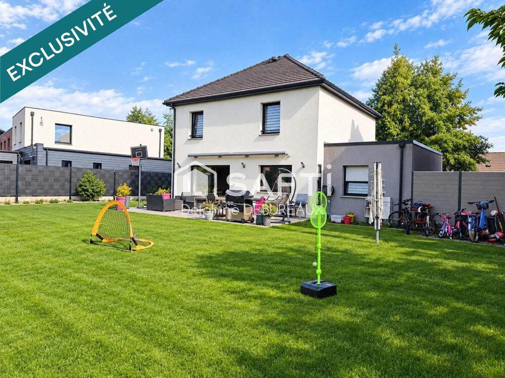 MAISON INDIVIDUELLE RECENTE AVEC JARDIN ET PISCINE - MARLY