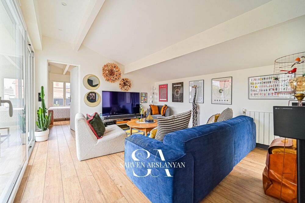 Maison familiale rénovée 180 m², terrain 350 m², métro à 500 m, écoles et commerces à pied