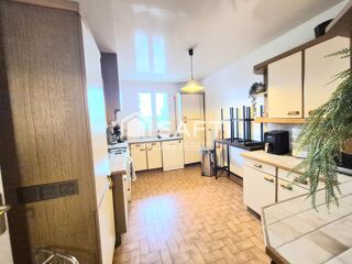  Appartement à vendre 6 pièces 142 m²