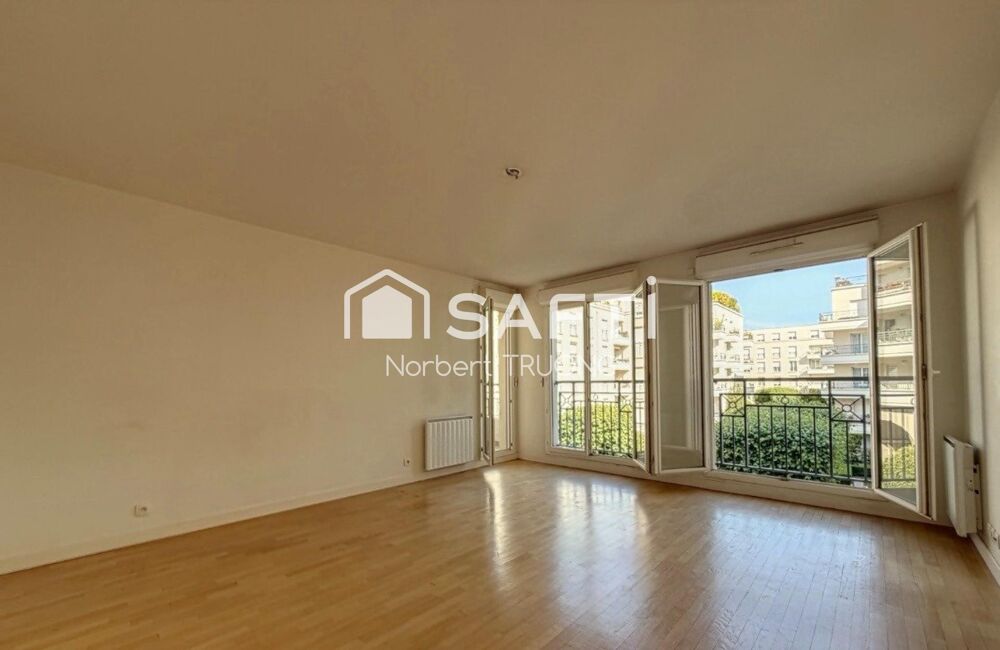 à vendre  Appartement Issy-les-Moulineaux (92130)