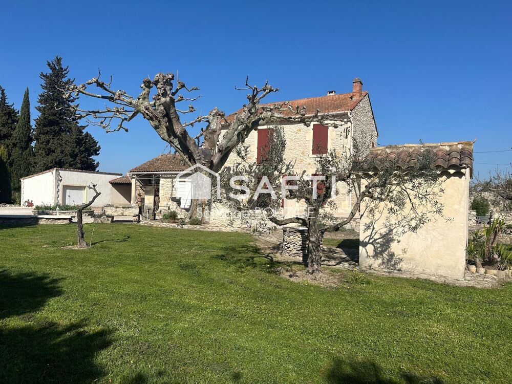 Vente Maison Mas en pierre avec de beaux espaces à ST ANDIOL Saint-andiol