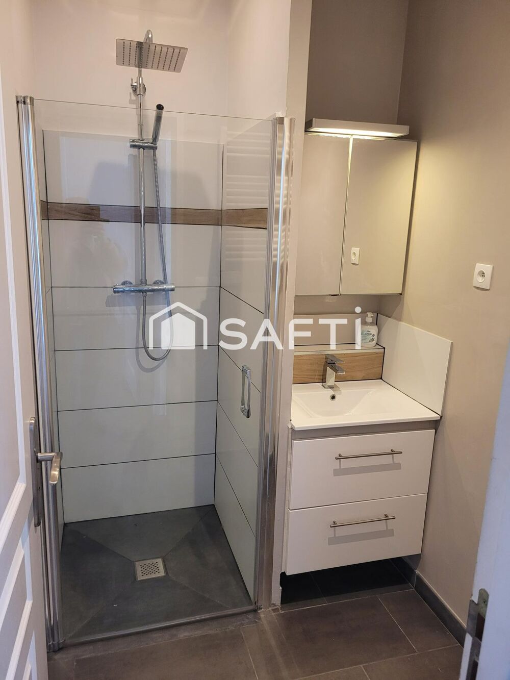 Vente Appartement Appartement au centre ville de Lesneven Lesneven