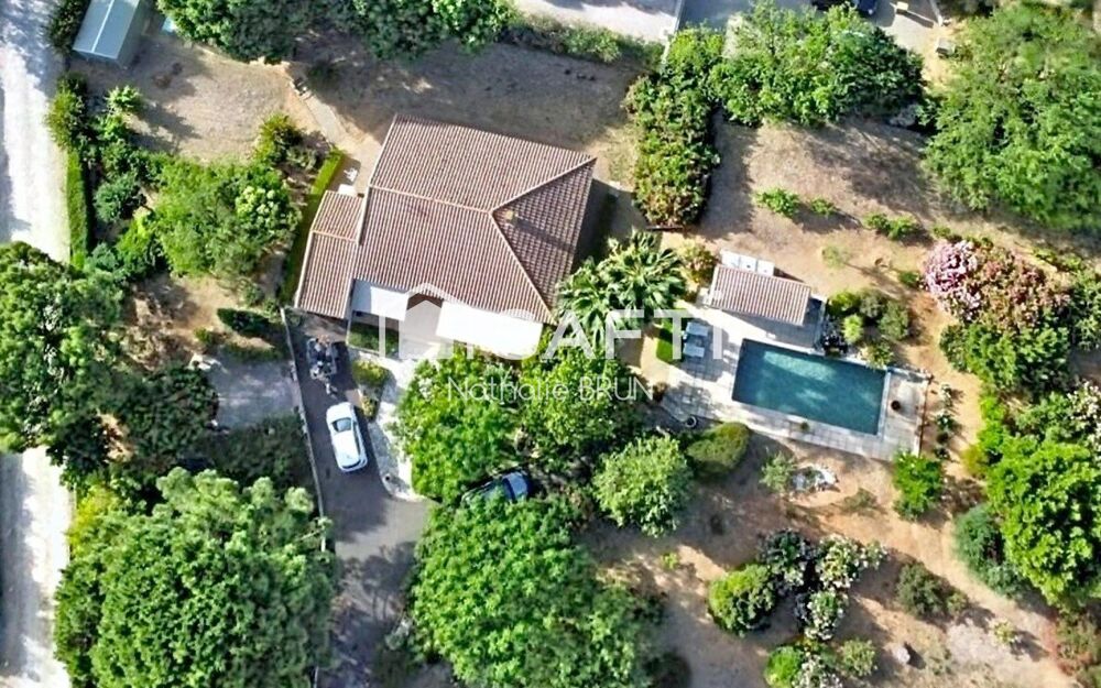 Villa de 100 m² de plain pied sur terrain de 2664 m²