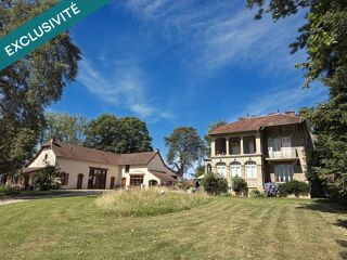  Maison à vendre 11 pièces 274 m²