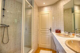  Maison � vendre 7 pi�ces 180 m�