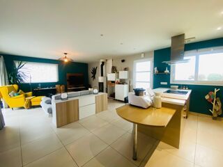  Maison  vendre 7 pices 143 m