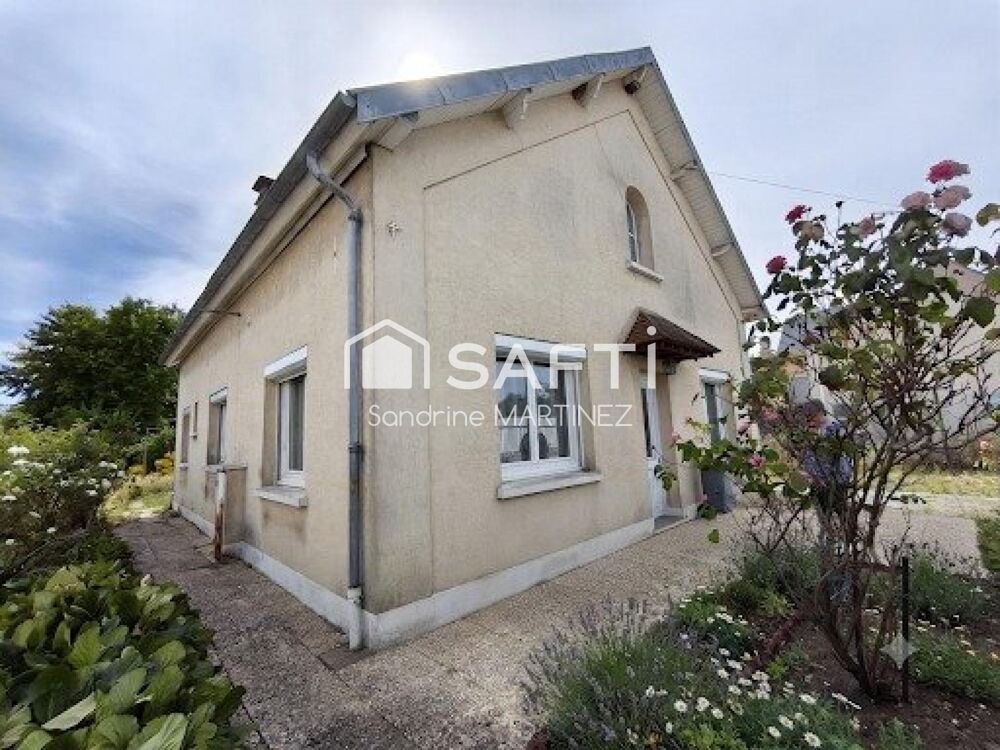 maison avec trois chambres au centre de Bornel