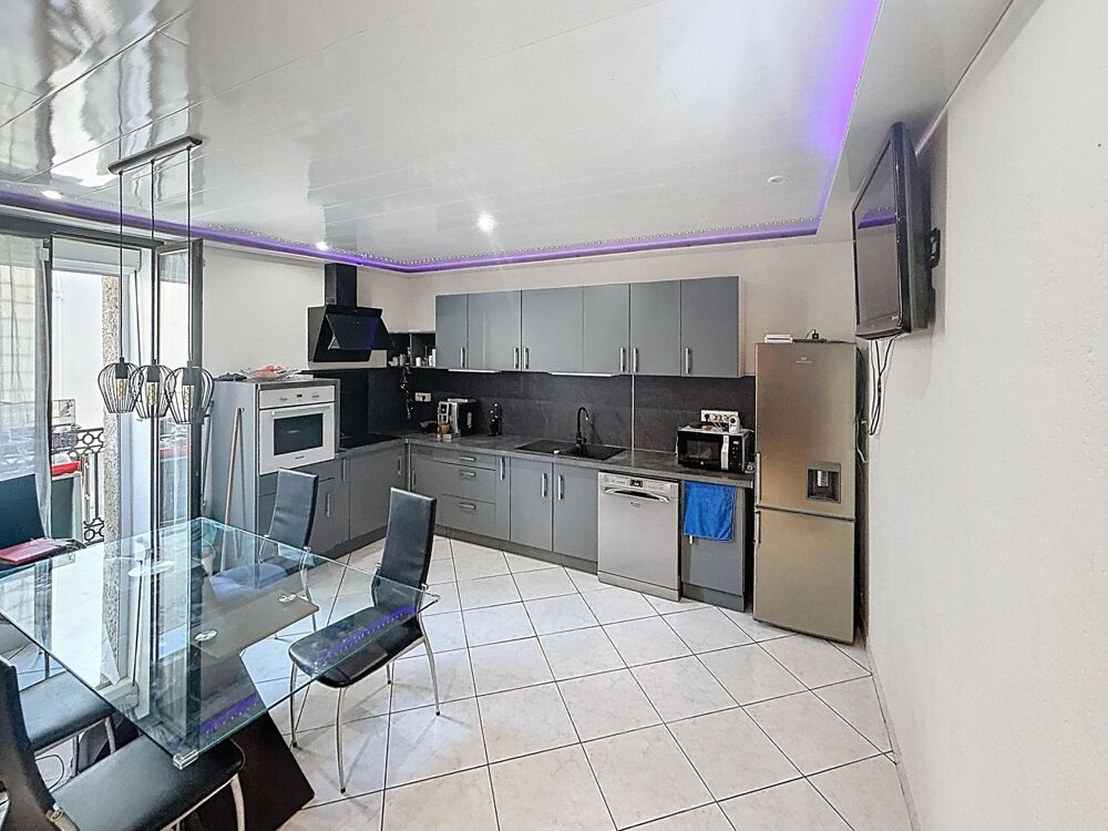 Vente Maison maison de village rénovée, prête à vivre avec toit terrasse Servian