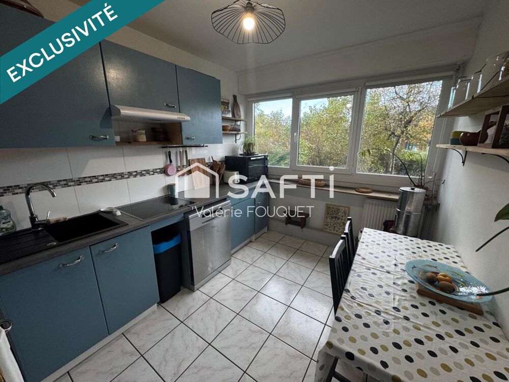 Appartement lumineux avec balcon, cave et parking  Laxou