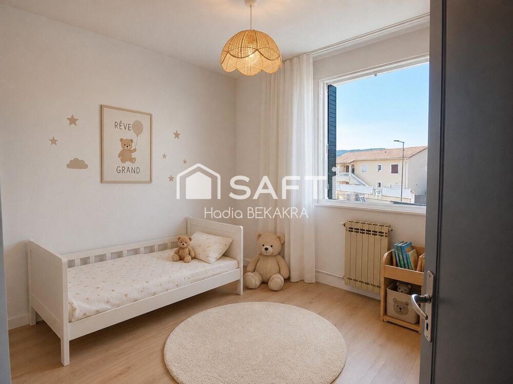 Saint-Rambert-d'Albon  Maison familiale de 126 m² avec piscine, dépendance et vue sur le Pilat