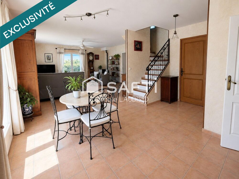 Vente Maison Villa, au calme avec piscine et la mer à 3 min! Saint-raphael